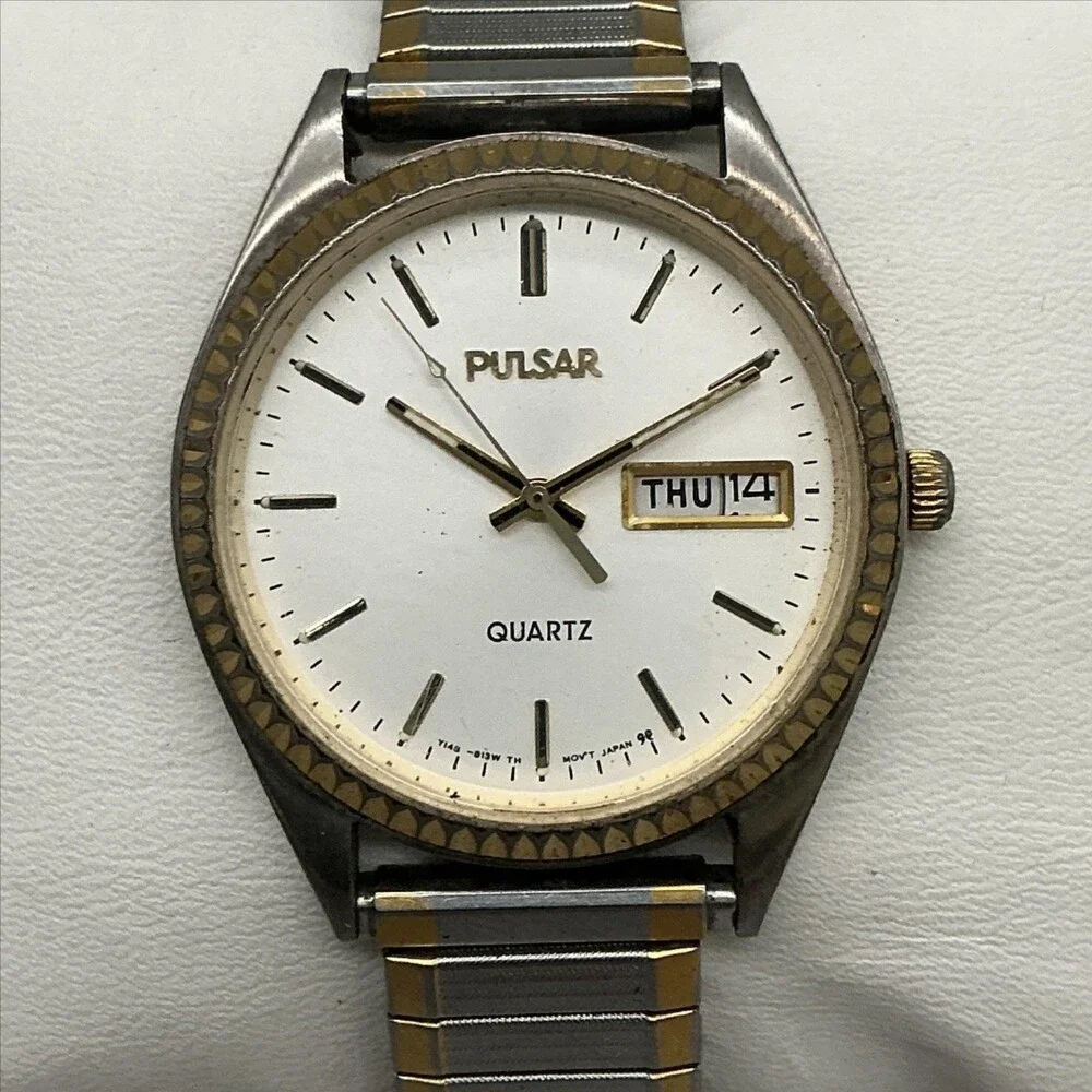 Vintage Pulsar Mens Watch 35mm Day Date YY148-8090 Two Tone Stretch New Battery